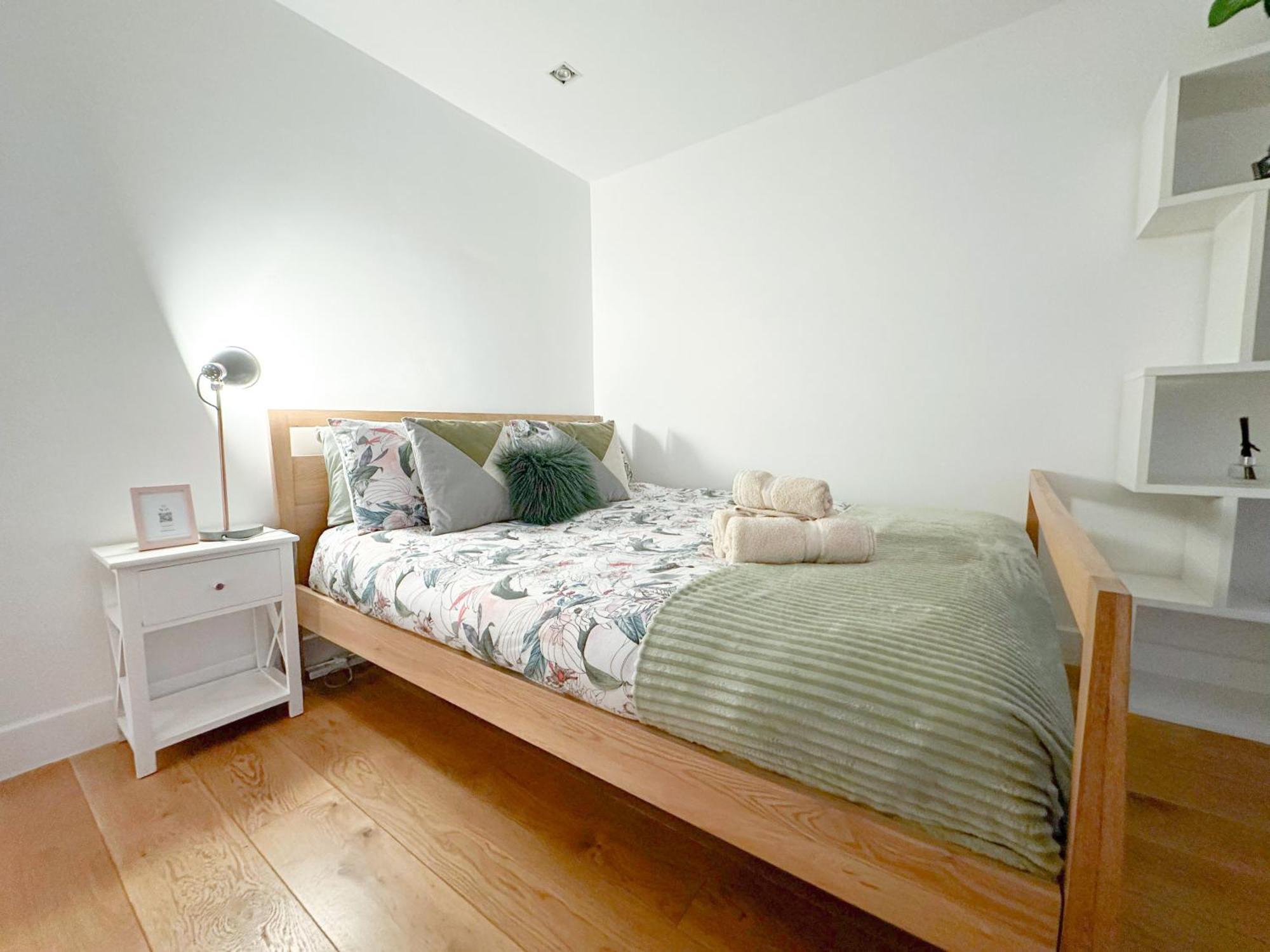 Chic 3 Bedroom Flat With Private Terrace In Holloway Near Finsbury Park Londra Exterior foto